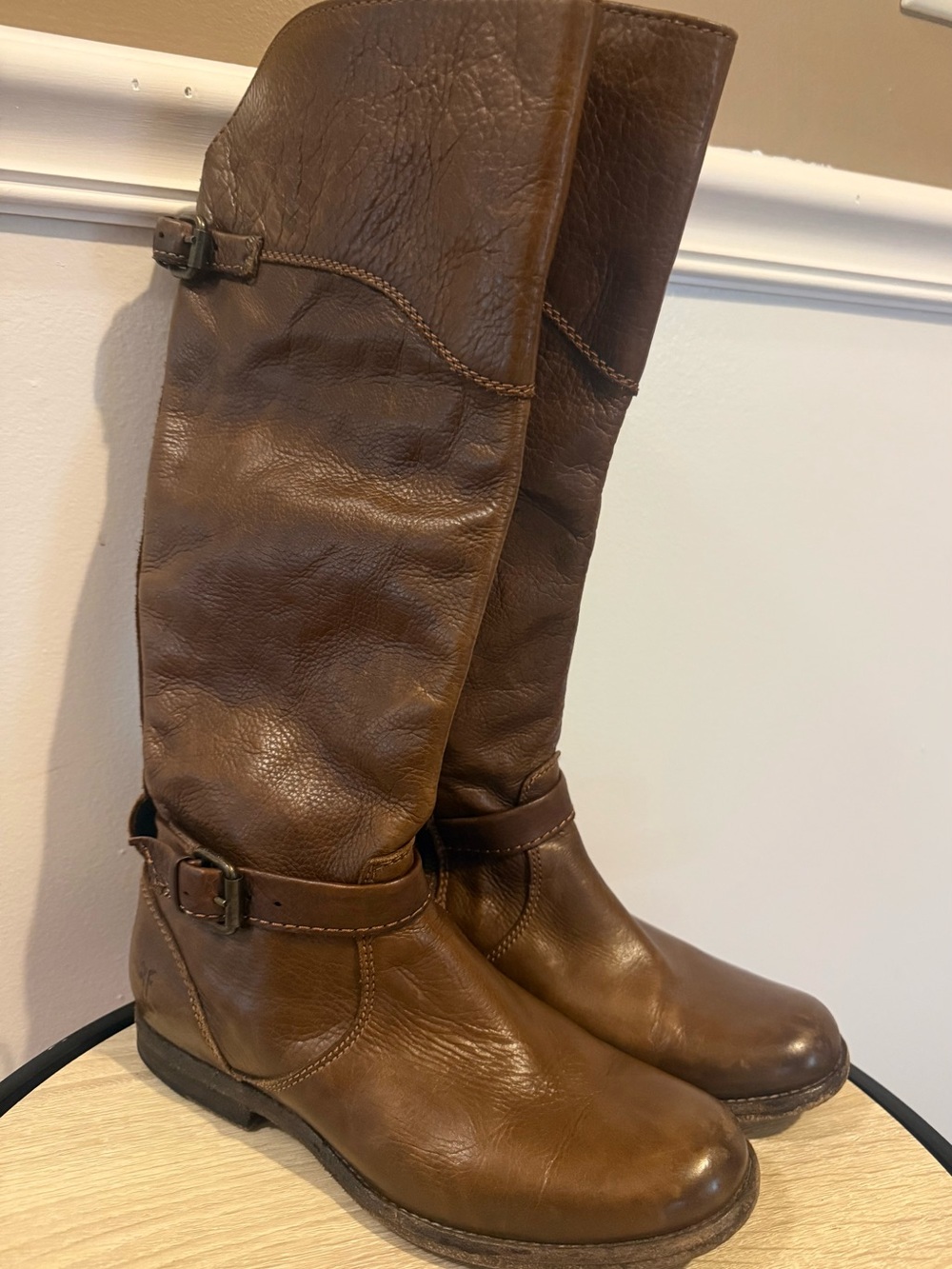 FRYE AND CO. Brown Leather Mid-Calf Riding Boots